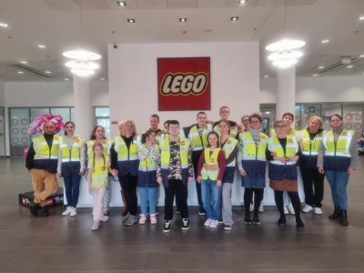 Karolyut_202504_LEGO_1