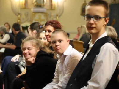 Karolyut_202505_Gyermekek_a_gyermekekert_koncert_06