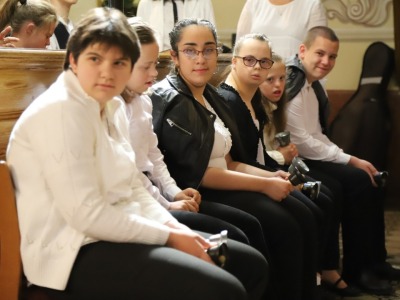 Karolyut_202505_Gyermekek_a_gyermekekert_koncert_08