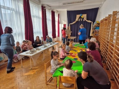 Gagarinut_202502_2kezmuves_3