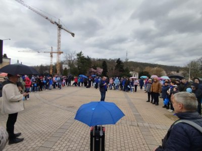 Karolyut_202504_AUTI_04