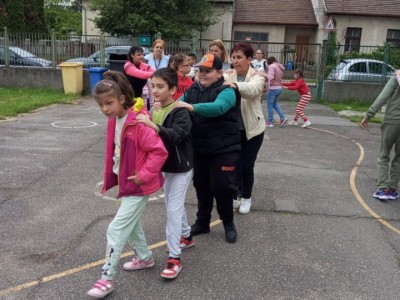 Karolyut_202505_Egeszseg_het_09